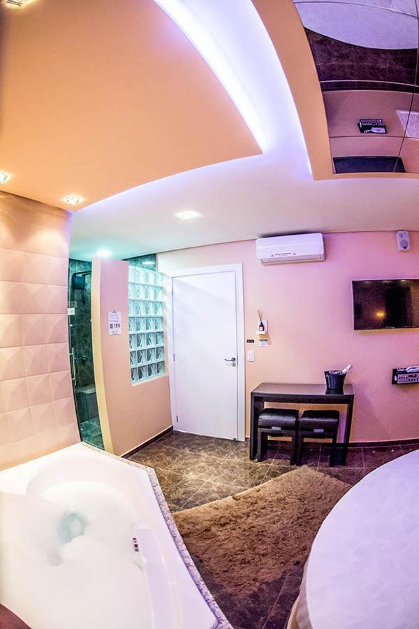 Hotel del amor Paradiso -
