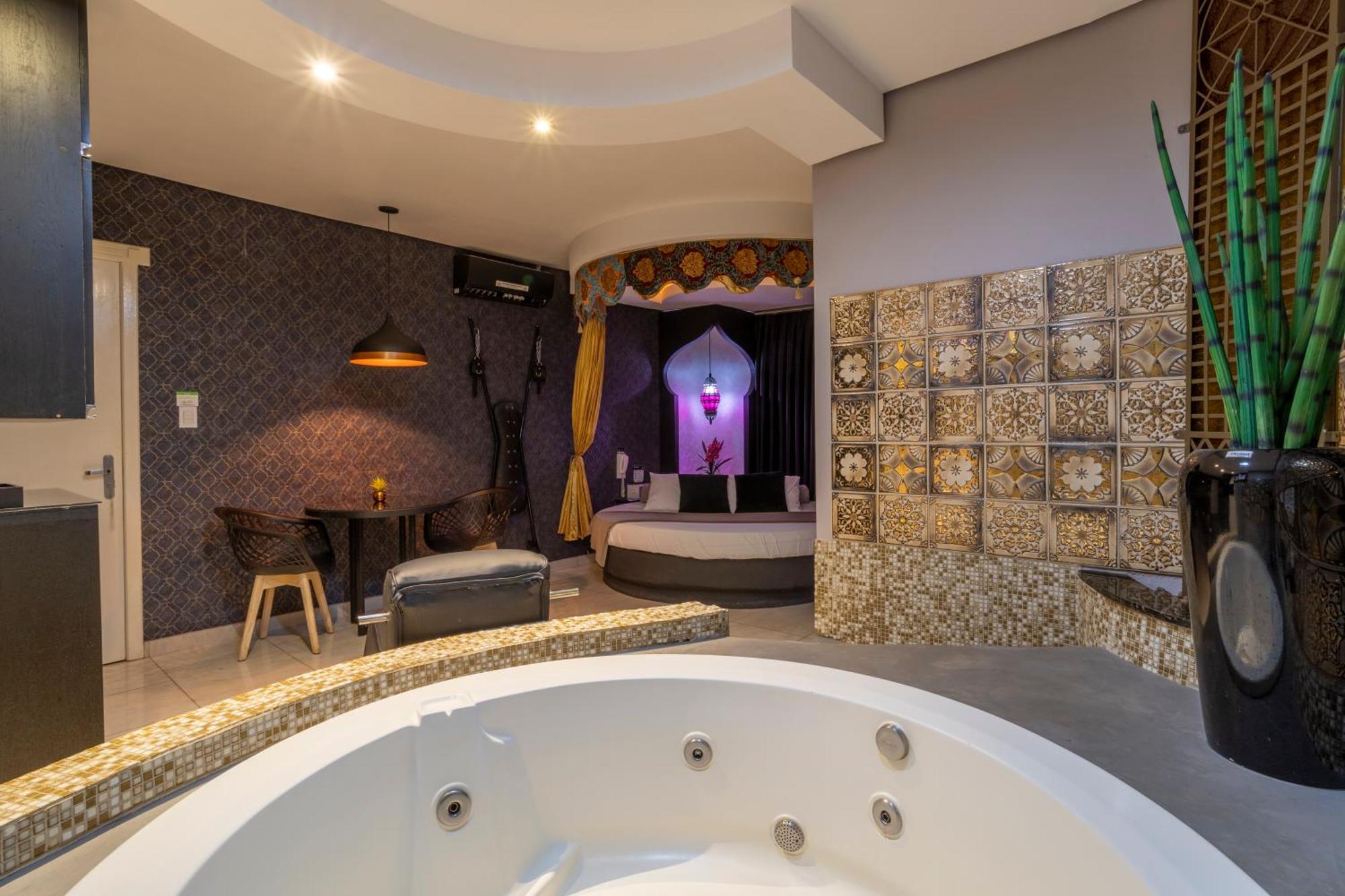 Hotel del amor Paradiso -